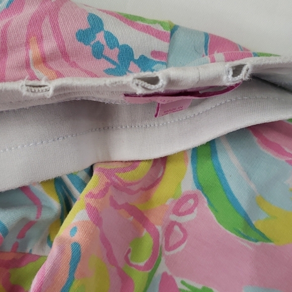 Lilly Pulitzer Summers Somewhere Jogger Shorts - Picture 5 of 7
